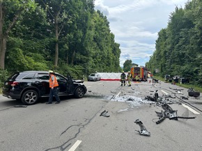 FW Weinheim: Feuerwehr Weinheim im Aufwendiger Feuerwehreinsatz mit technischer Rettung auf der Westtangente