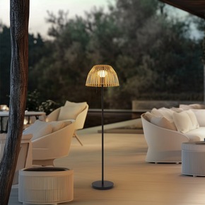 Gartenflair mit Solar: Lampenwelt.de präsentiert stromunabhängige Outdoorleuchten