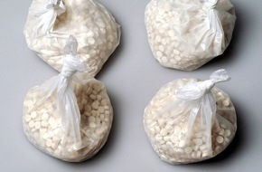 Polizei Düsseldorf: POL-D: Erfolg für Drogenfahnder - 4000 Ecstasy-Pillen sichergestellt - Zwei Festnahmen