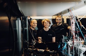 planqc GmbH: planqc gewinnt 29 Millionen Euro-Auftrag des DLR, um einen skalierbaren Quantencomputer mit neutralen Atomen zu bauen