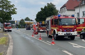 Feuerwehr Detmold: FW-DT: Feuer in Garage