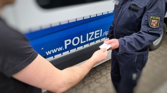 Polizeidirektion Neustadt/Weinstraße: POL-PDNW: Hungrige Pferde will man nicht warten lassen