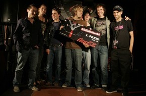 Coca-Cola Schweiz GmbH: Les Modern Day Heroes sont les héros du grand concours "MyCokemusic Soundcheck 2007"