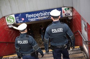 Bundespolizeiinspektion Hamburg: BPOL-HH: Mann fuchtelt mit Messer in Hamburger S-Bahn herum-Fahrgäste fühlten sich bedroht-