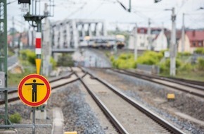 Bundespolizeidirektion Sankt Augustin: BPOL NRW: Zwei gefährliche Eingriffe in den Bahnverkehr am Wochenende: Bundespolizei ermittelt