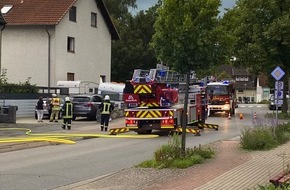 Freiwillige Feuerwehr Lügde: FW Lügde: Feuerwehr Lügde löscht Küchenbrand