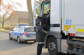 Polizeiinspektion Hameln-Pyrmont/Holzminden: POL-HOL: Schwerpunkt: Einhaltung der Lenk- und Ruhezeiten: Zahlreiche Verstöße bei Schwerlastkontrollen - In fünf Stunden 48 LKW kontrolliert -
