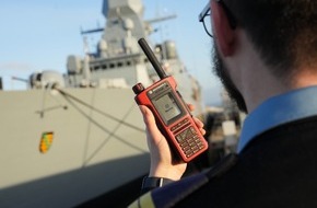 Motorola Solutions: Motorola Solutions stattet Fregatte Sachsen mit Digitalfunk aus / Neues Kommunikationssystem für Sicherheitsteams an Bord seegehender Einheiten bietet zuverlässige Kommunikation für mehr Sicherheit