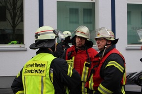 FW Menden: Gefahrguteinsatz in der Innenstadt