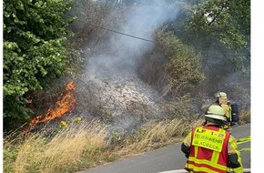 Feuerwehr Gladbeck: FW-GLA: Fl&auml;chenbrand an der BAB 2 fordert umfangreichen Feuerwehreinsatz