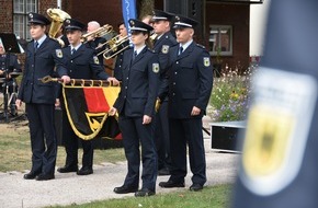 Bundespolizeidirektion Bad Bramstedt: BPOLD-BBS: Bundespolizei vereidigt 46 Polizistinnen und Polizisten in einem öffentlichen Akt