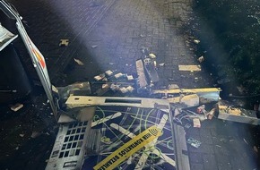 Kreispolizeibehörde Borken: POL-BOR: Gescher - Zigarettenautomat aufgesprengt