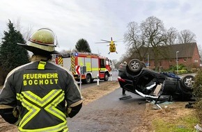 Feuerwehr Bocholt: FW Bocholt: Feuerwehr Bocholt befreit Fahrer nach Verkehrsunfall auf der Werther Straße