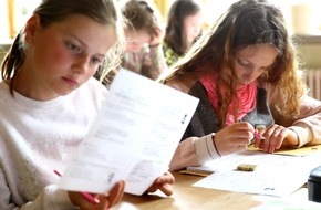 Bund der Freien Waldorfschulen: "Notenzeugnisse sind pädagogischer Unfug"