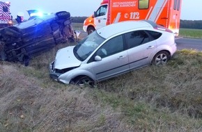 Polizei Düren: POL-DN: Autos im Graben