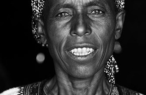 Stiftung Menschen für Menschen: Amberger Congress Centrum: Fotoausstellung „Faces of Ethiopia“ von Rainer Kwiotek