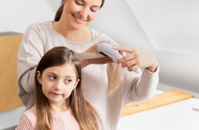 medisana GmbH: Läusealarm – so wird man die Plagegeister los: Mit dem elektrischen Läusekamm LC 860 von medisana