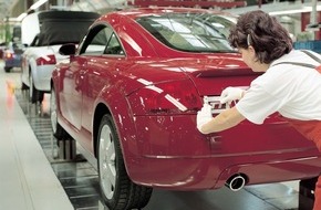 Audi AG: 100.000 Audi TT Coupé produziert