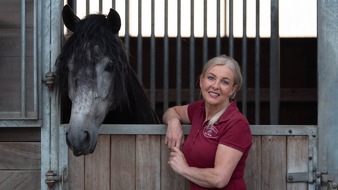 Rabea Schmale: Das Pferd als Spiegel - Pferdetrainerin erklärt, wie man die eigene Körpersprache analysieren und verbessern kann
