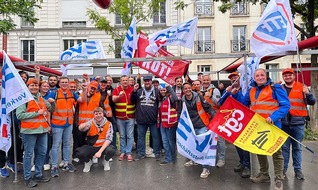 EVG Eisenbahn- und Verkehrsgewerkschaft: EVG bei der CGT-Demo: Verkehrswende sozial gestalten - Protest gegen EU-Kommission