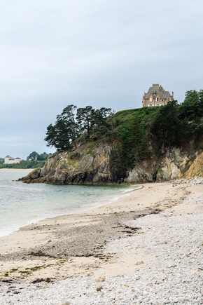 Naturschauspiel Springtiden hautnah: Winterurlaub in der Bretagne