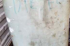 Polizeiinspektion Emsland/Grafschaft Bentheim: POL-EL: D&ouml;rpen - Illegale Entsorgung von Alt&ouml;l in Gew&auml;sser