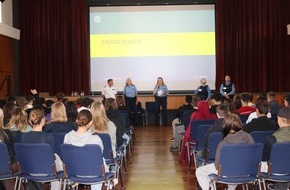 Polizei Korbach: POL-KB: Bad Arolsen - "Cops im Dialog - Polizei und Schule im Austausch": Pr&auml;ventionsveranstaltung der Polizeidirektion Waldeck-Frankenberg mit Sch&uuml;lern der Kaulbachschule