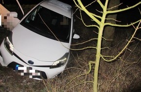 Polizei Münster: POL-MS: Toyota landet im Graben - Fahrerin augenscheinlich betrunken