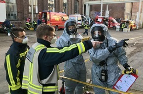 Feuerwehr Bochum: FW-BO: Erneuter Gefahrguteinsatz - Gefährliche Substanzen auf altem Industriegelände vermutet
