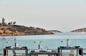 Schaffelhuber Communications: Minos Beach Art Hotel Kreta startet kulinarischen Sommer mit Athenian Waves – Exklusive Zusammenarbeit mit Spitzenköchen aus Athen
