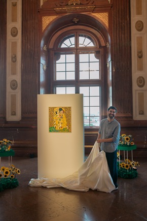 Vorgestellt im Belvedere Museum Wien - LEGO® Art Masterpiece: Gustav Klimt - Der Kuss