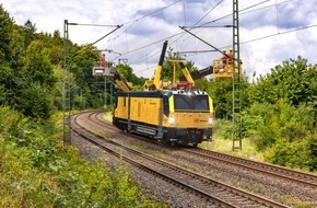 DAL Deutsche Anlagen-Leasing GmbH & Co. KG: Gemeinsam passendes Finanzierungsmodell entwickelt - BayernLB und DAL finanzieren Oberleitungsfahrzeuge f&uuml;r Plasser Robel Services und DB InfraGO