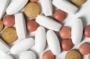 ABDA - Bundesvereinigung Deutscher Apothekerverb&auml;nde e. V.: Lieferengp&auml;sse bei Arzneimitteln: Apotheker wollen europ&auml;ische L&ouml;sungen auf Konferenz mit zahlreichen Partnern erarbeiten