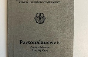 Bundespolizeidirektion Sankt Augustin: BPOL NRW: Alter Personalausweis gibt Bundespolizei Rätsel auf