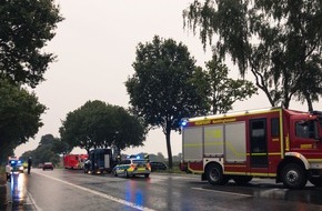 Feuerwehr Recklinghausen: FW-RE: Verkehrsunfall mit vier verletzten Personen