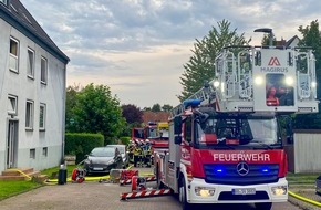 Feuerwehr Bochum: FW-BO: Zimmerbrand in Erdgeschosswohnung - Sieben Personen erleiden Rauchvergiftung