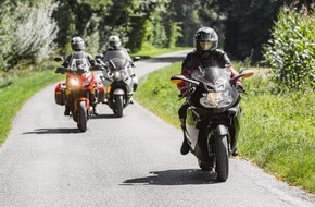 LVM Versicherung: Verbrauchertipp der LVM Versicherung: Kein Kostenrisiko eingehen / Richtig versichert mit dem Motorrad unterwegs