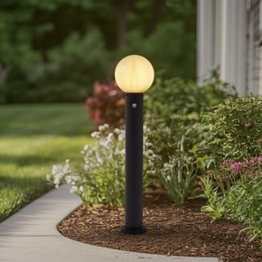 Kugelrunde Lichtmomente für Haus und Garten: Lampenwelt.de inszeniert Kugelleuchten als zeitlose Lichtobjekte