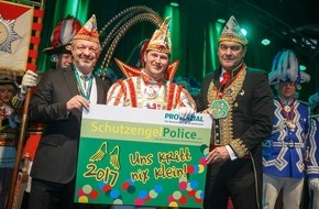 Provinzial Rheinland Versicherung AG: D'r Zoch kann kommen: Mit dem Schutzengel sicher durch den Rosenmontag 14.02.2017