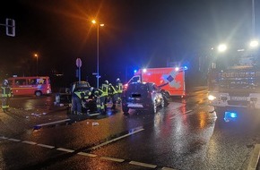 Feuerwehr Sprockhövel: FW-EN: Schwerer Verkehrsunfall mit vier Verletzten