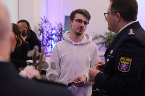 POL-OF: Polizeipr&auml;sidium S&uuml;dosthessen ehrt couragierte B&uuml;rgerinnen und B&uuml;rger