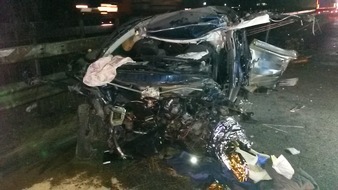 Polizeiinspektion Harburg: POL-WL: +++Tödlicher Verkehrsunfall durch Falschfahrer auf der BAB 7+++