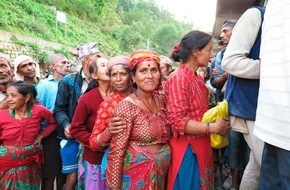 Helvetas: Nepal: Helvetas-Hilfe erreicht die Ärmsten / Morgen: Nationaler Glückskette-Sammeltag für Nepal
