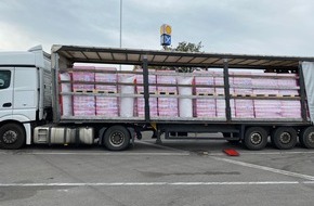 Polizeidirektion Kaiserslautern: POL-PDKL: 24 Tonnen Katzenfutter ohne ausreichende Ladungssicherung...