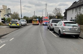 Polizei Mettmann: POL-ME: Kind bei Verkehrsunfall schwer verletzt - Langenfeld - 2104125