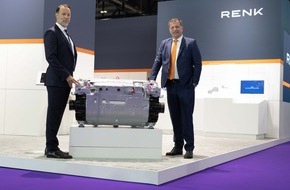 RENK GmbH: DSEI 2025: RENK presents new HSWL 076 transmission for modern light tracked vehicles