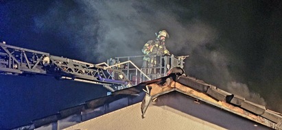 FW-WRN: FEUER_3 - LdF - LZ1 - LZ3 - TOJ Lünen - Garagenbrand / mehrere brennende Mülltonnen