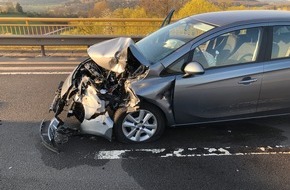 Polizeidirektion Bad Kreuznach: POL-PDKH: Verkehrsunfall auf der B41 mit Folgeunfall