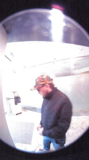 LPI-G: Diebstahl aus Auto - die Polizei bittet um Mithilfe (Öffentlichkeitsfahndung)