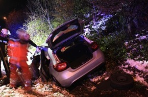 Polizei Hagen: POL-HA: Autofahrer schwer verletzt